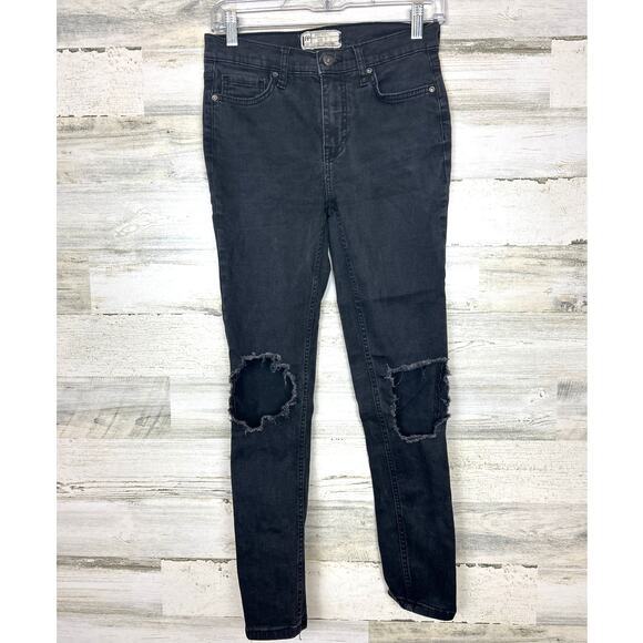 Free People Women’s 27 Black Washed Distressed Skinny Zip Denim Jeans Boho - Picture 1 of 6